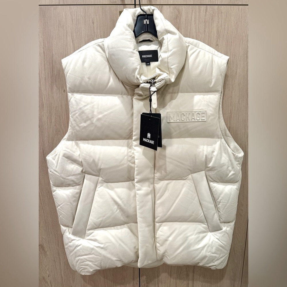NWTs Mackage Men’s Kellan Leather Down Vest. Cream. Sz. 40